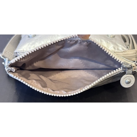 Kipling Lynne Convertible Metallic Silver Crossbody Clutch Wristlet Waist Bag - Picture 7 of 16